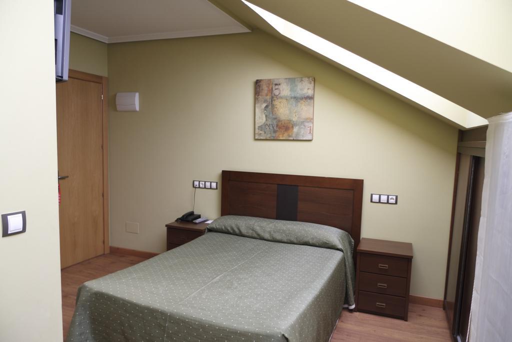 Tuña Hotel Restaurante Casa Pipo חדר תמונה