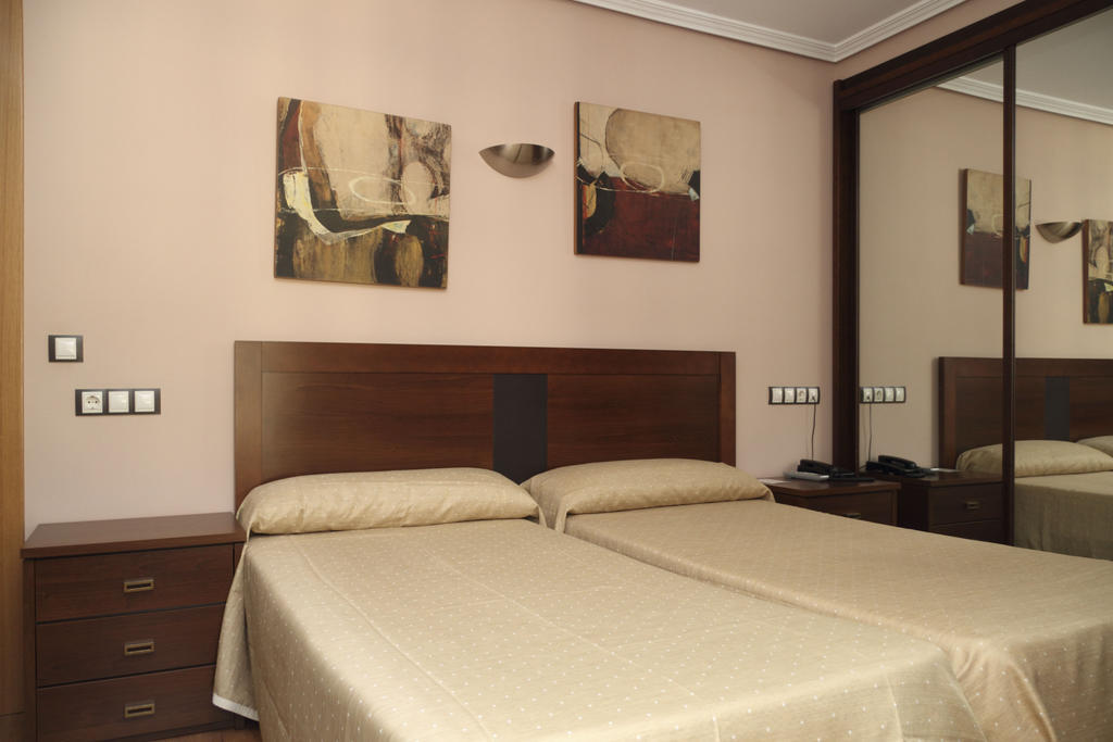 Tuña Hotel Restaurante Casa Pipo מראה חיצוני תמונה