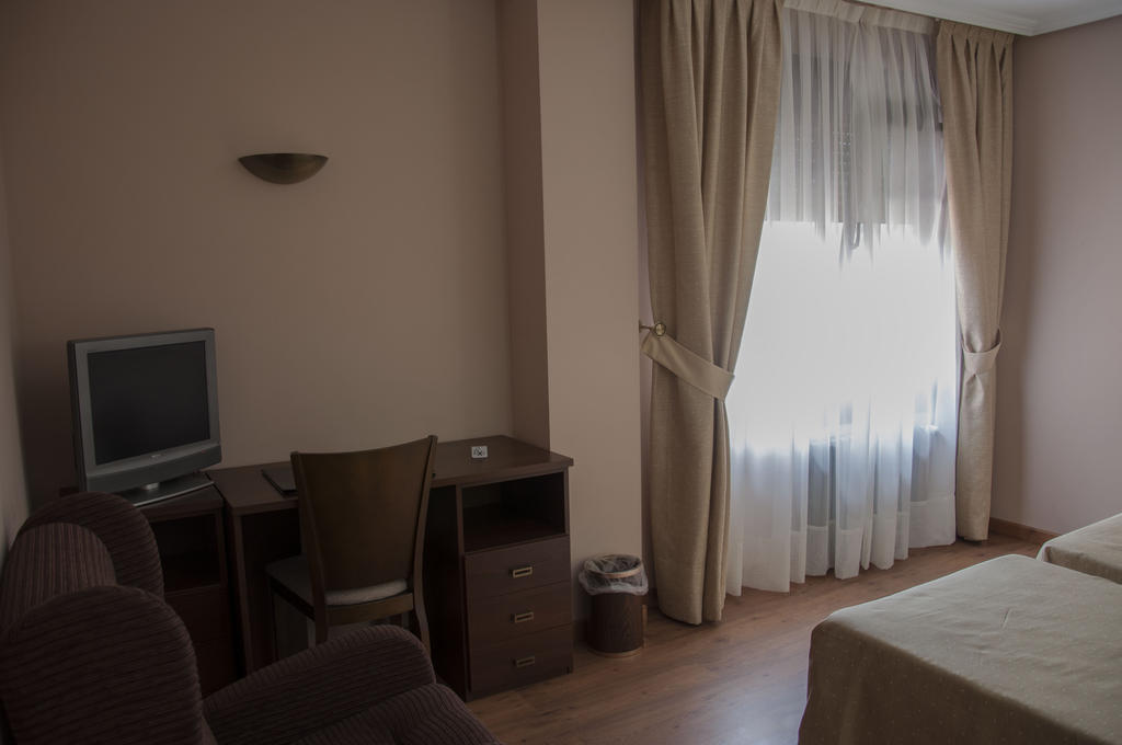 Tuña Hotel Restaurante Casa Pipo חדר תמונה